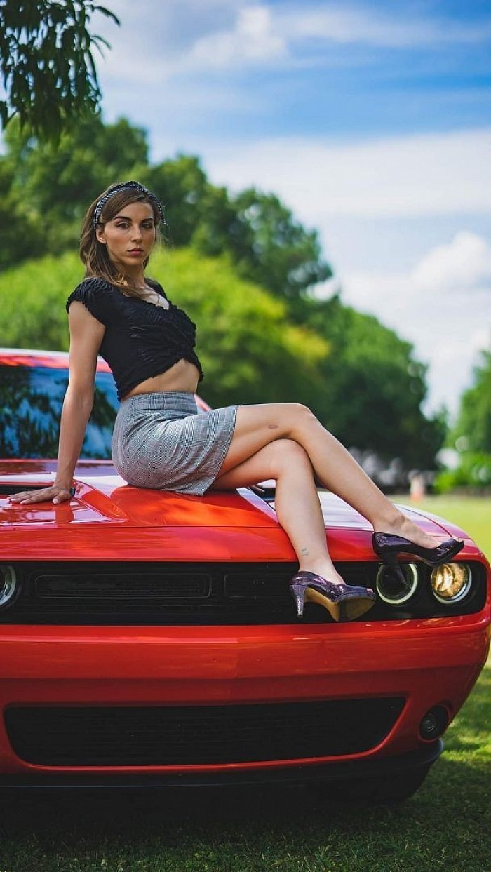 Cars & Pin Up